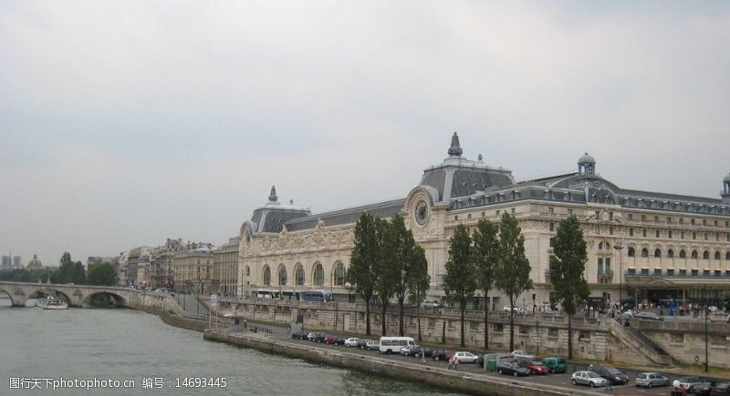 法国著名建筑巴黎塞纳河畔奥赛博物馆图片
