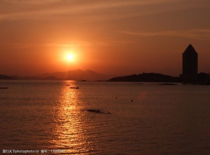 青岛夕阳暖阳海景图片