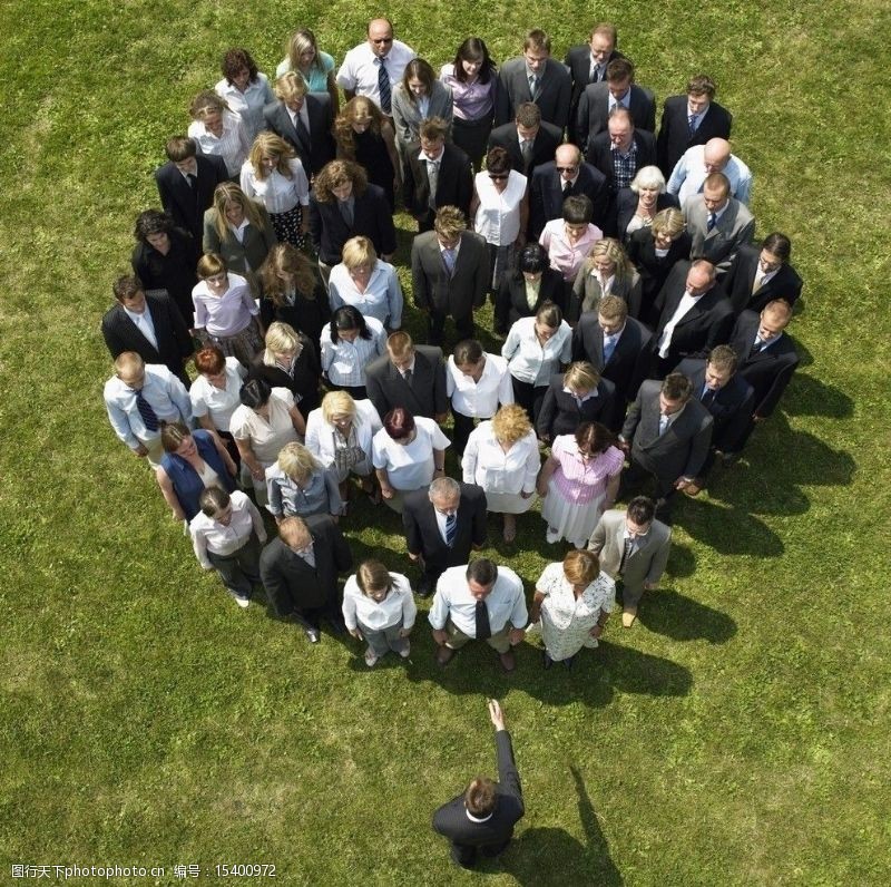 圆领集合成圆形圆点的商务团队图片