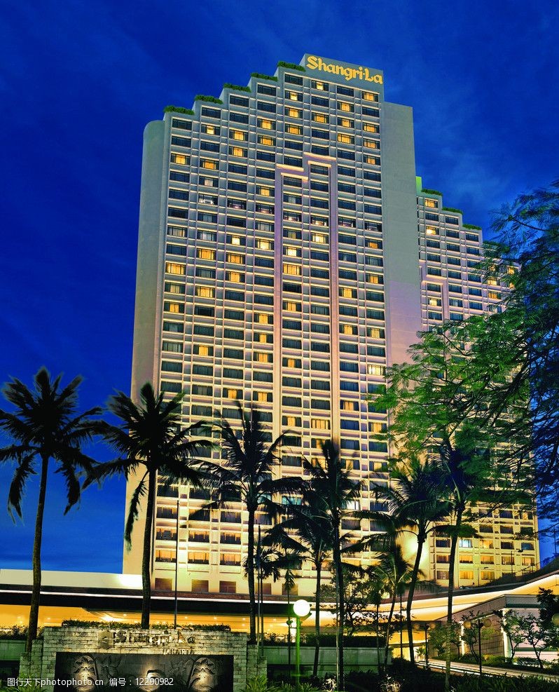 三星级酒店香格里拉酒店建筑夜景图片