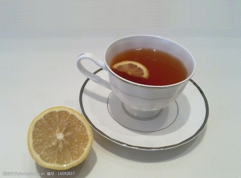 色香味俱佳柠檬红茶图片