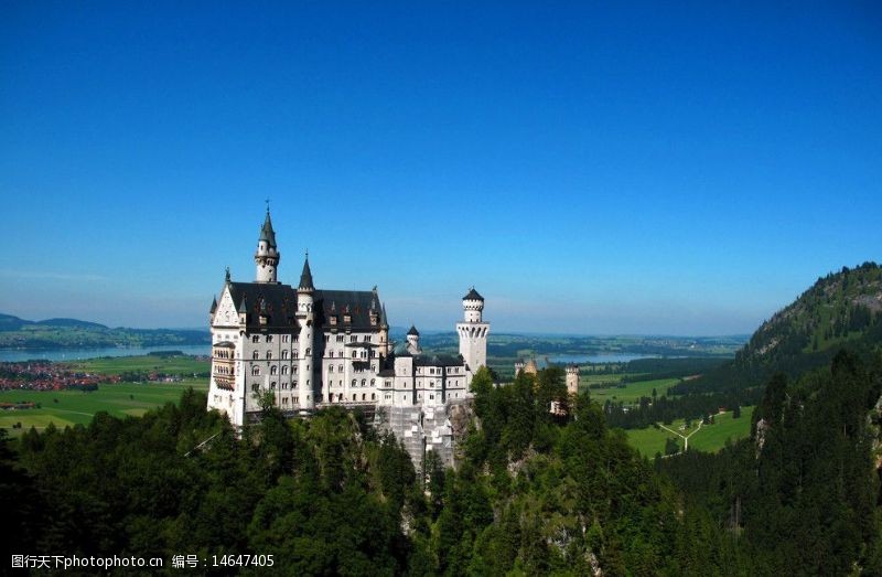 世界著名建筑德国巴伐利亚州新天鹅堡图片